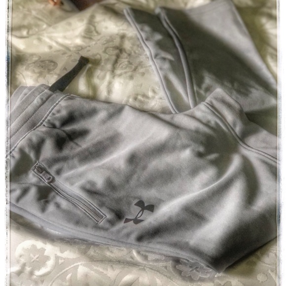 Under Armour Fitted Coldgear Pants - Youth Medium - Picture 3 of 6